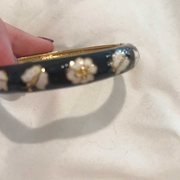 Leaves, Flowers, Butterfly Magnet Bangle - Picture 3 of 7